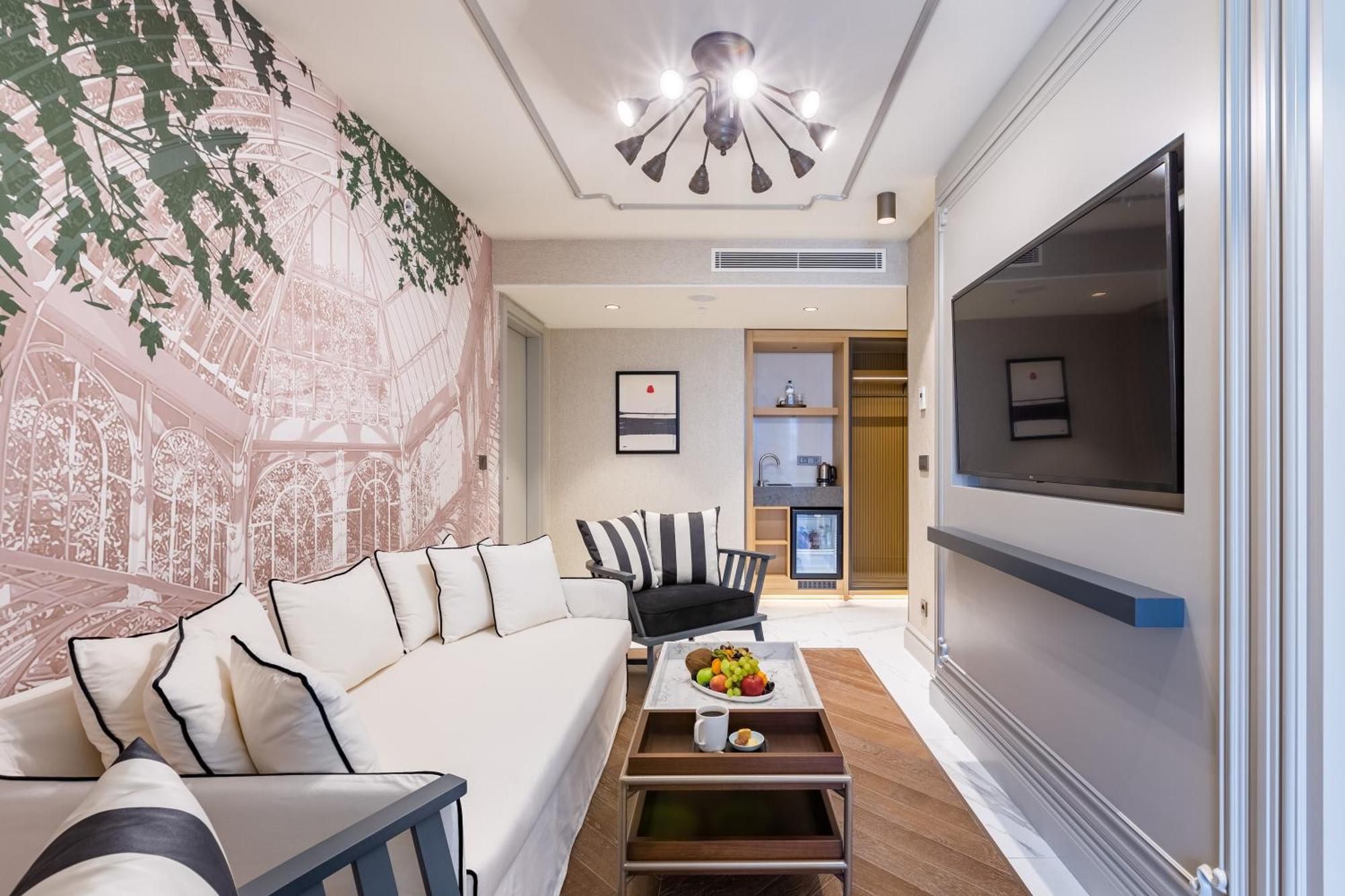Stayso The House Hotel Istanbul Bagian luar foto A suite at the hotel