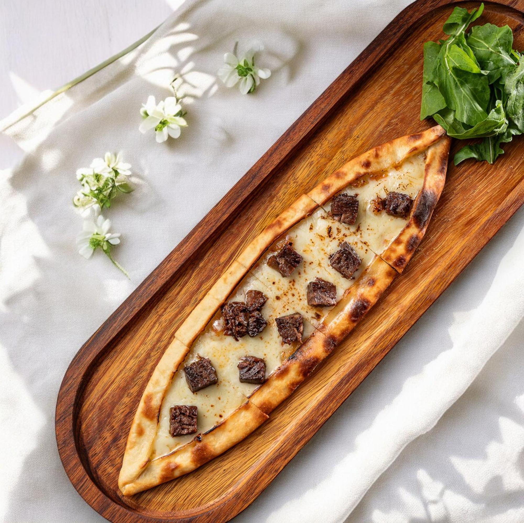 Stayso The House Hotel Istanbul Bagian luar foto Turkish Lahmacun